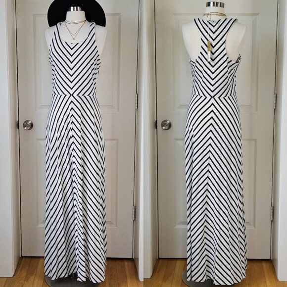 LC Lauren Conrad Dresses & Skirts - LC Lauren Conrad Sleeveless Racetrack Tank Black White Stripe Maxi Dress Medium